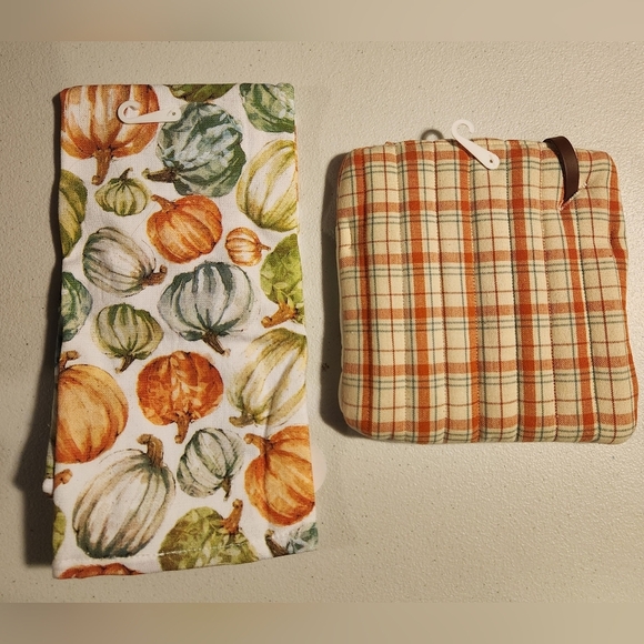 Autumn Kitchen Towel Set - Welcome to Our Patch - Picture 2 of 2
